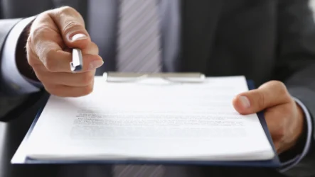 What Are the Pros and Cons of Filing Chapter 7 Bankruptcy?